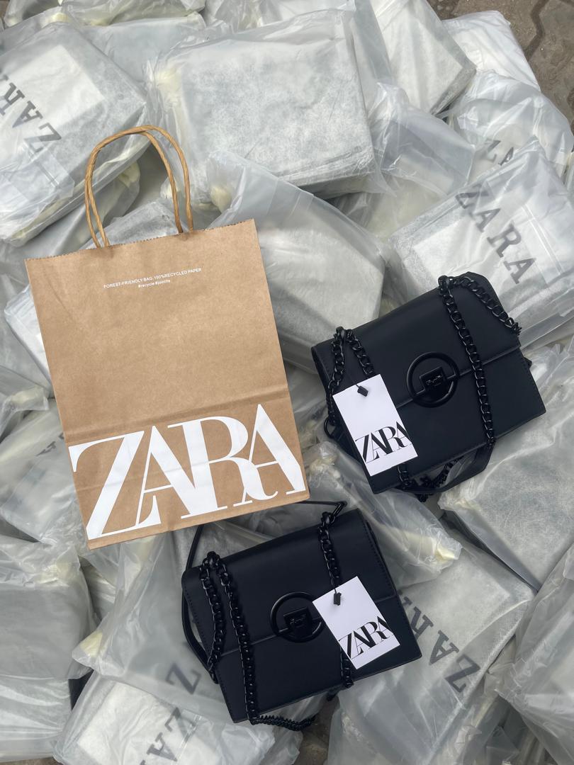Mini Chain Crossbody Bag
